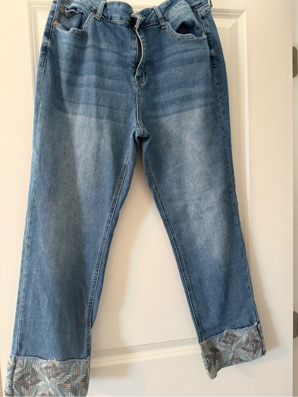 Cato’s Est.1946 denim Mid-Rise Women's Jeans in Light Blue - Size 12